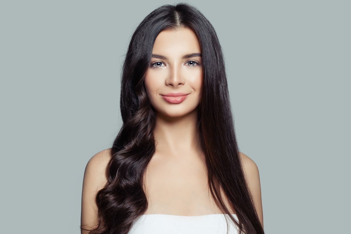 35 Best Straight Hair Ideas (Trending Hairstyles To Try)